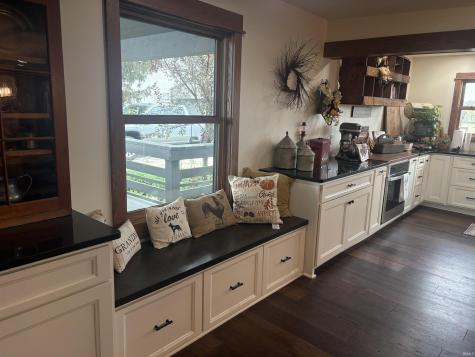 6607 E Red Road Vincennes IN 47591