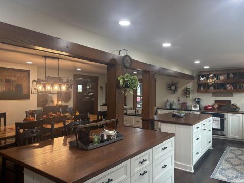 6607 E Red Road Vincennes IN 47591