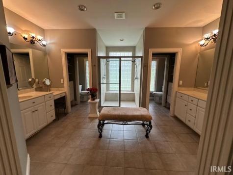 205 Lakewood Drive Vincennes IN 47591