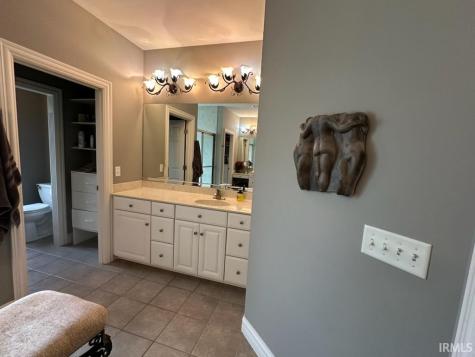 205 Lakewood Drive Vincennes IN 47591