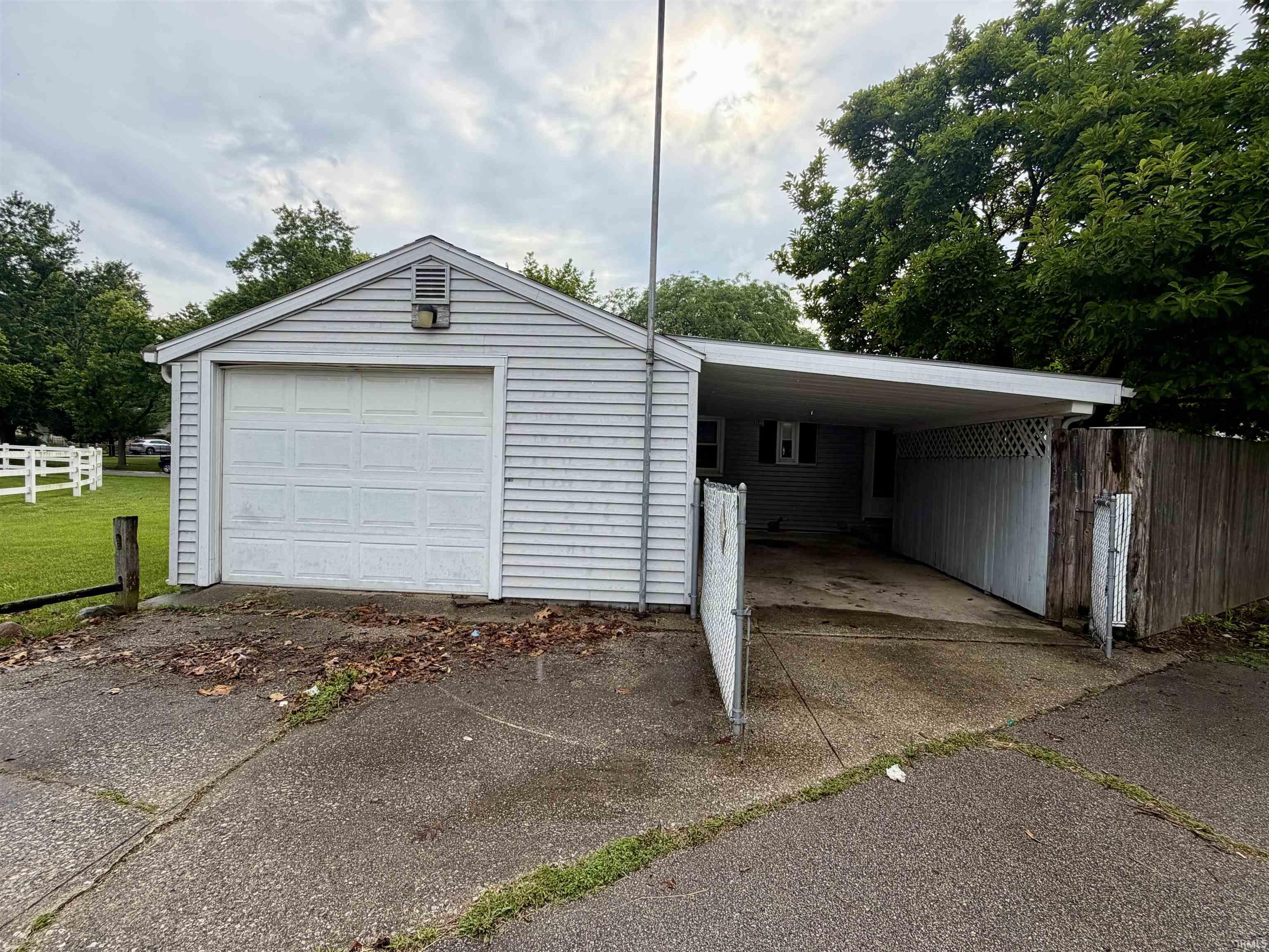 1400 Navajo Street Elkhart IN 46516