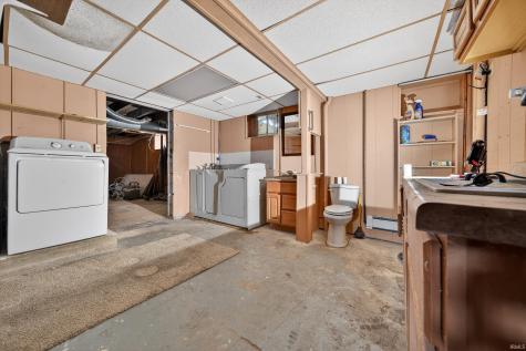 8010 W County Road 400 N Royal Center IN 46978