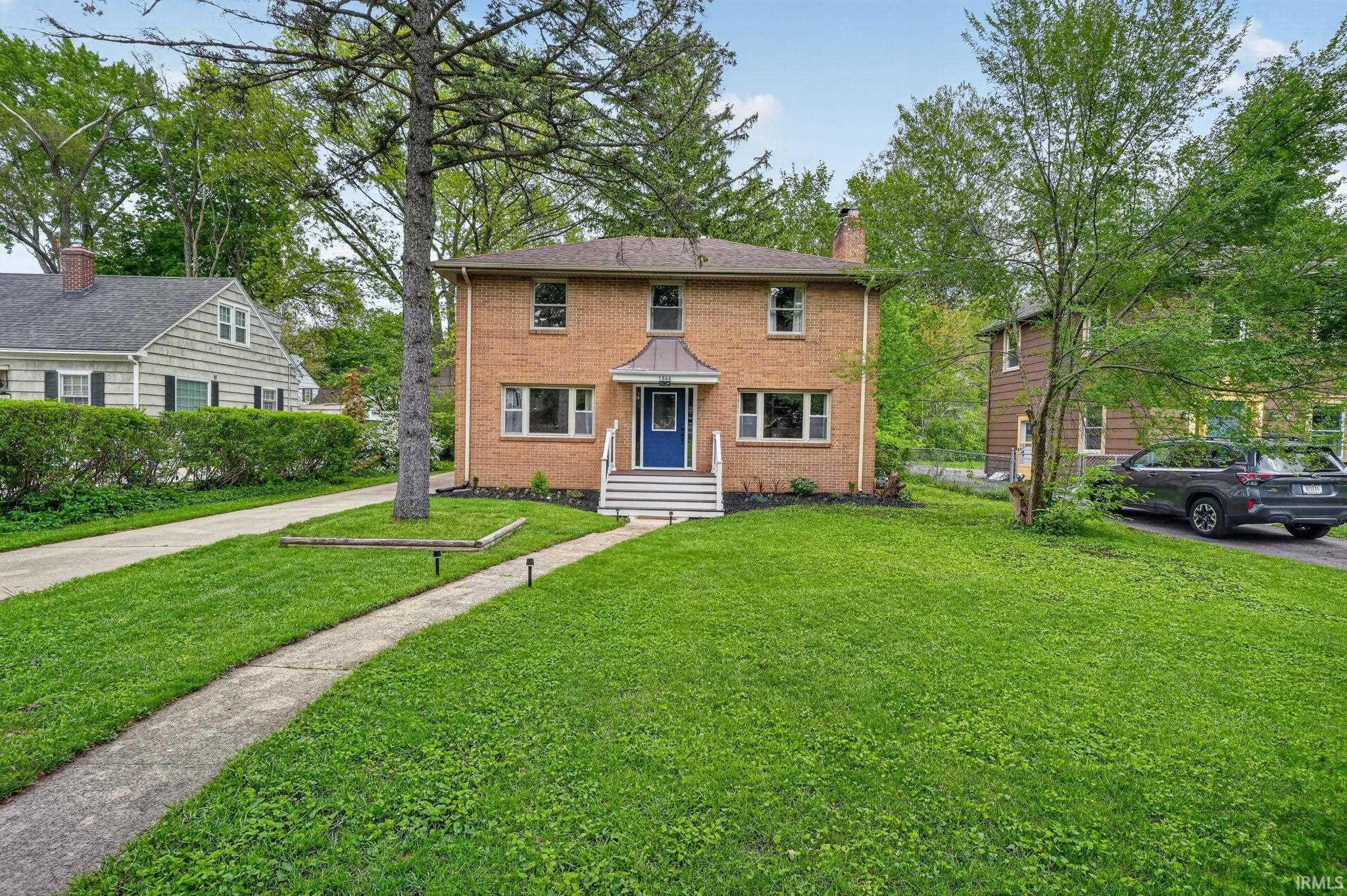 1846 College Street South Bend IN 46628