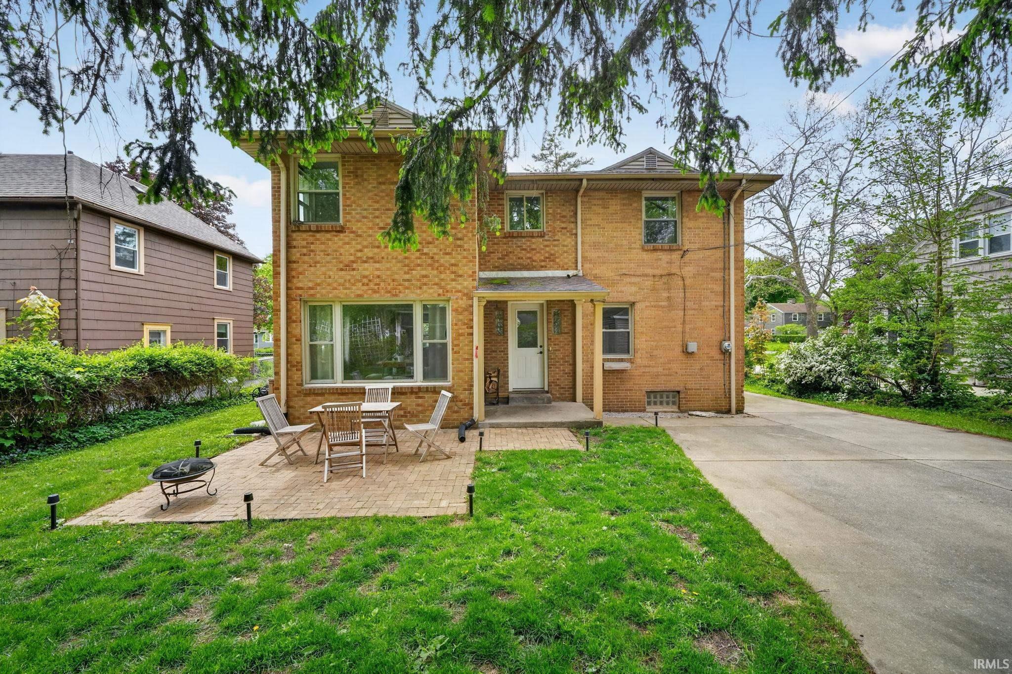 1846 College Street South Bend IN 46628