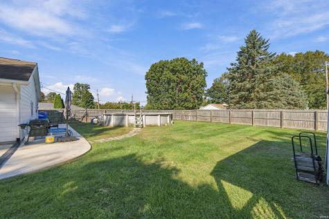 5300 S Breezewood Drive Muncie IN 47302