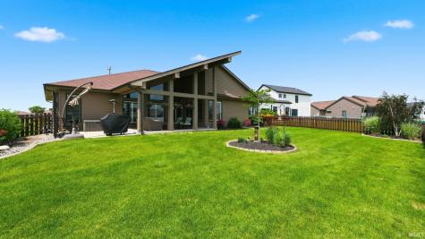 12381 Palmira Boulevard Fort Wayne IN 46818