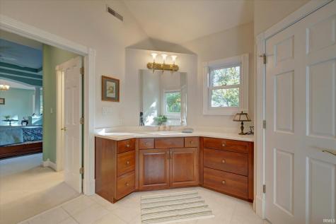 9653 S Stillwater Lane Bloomington IN 47401