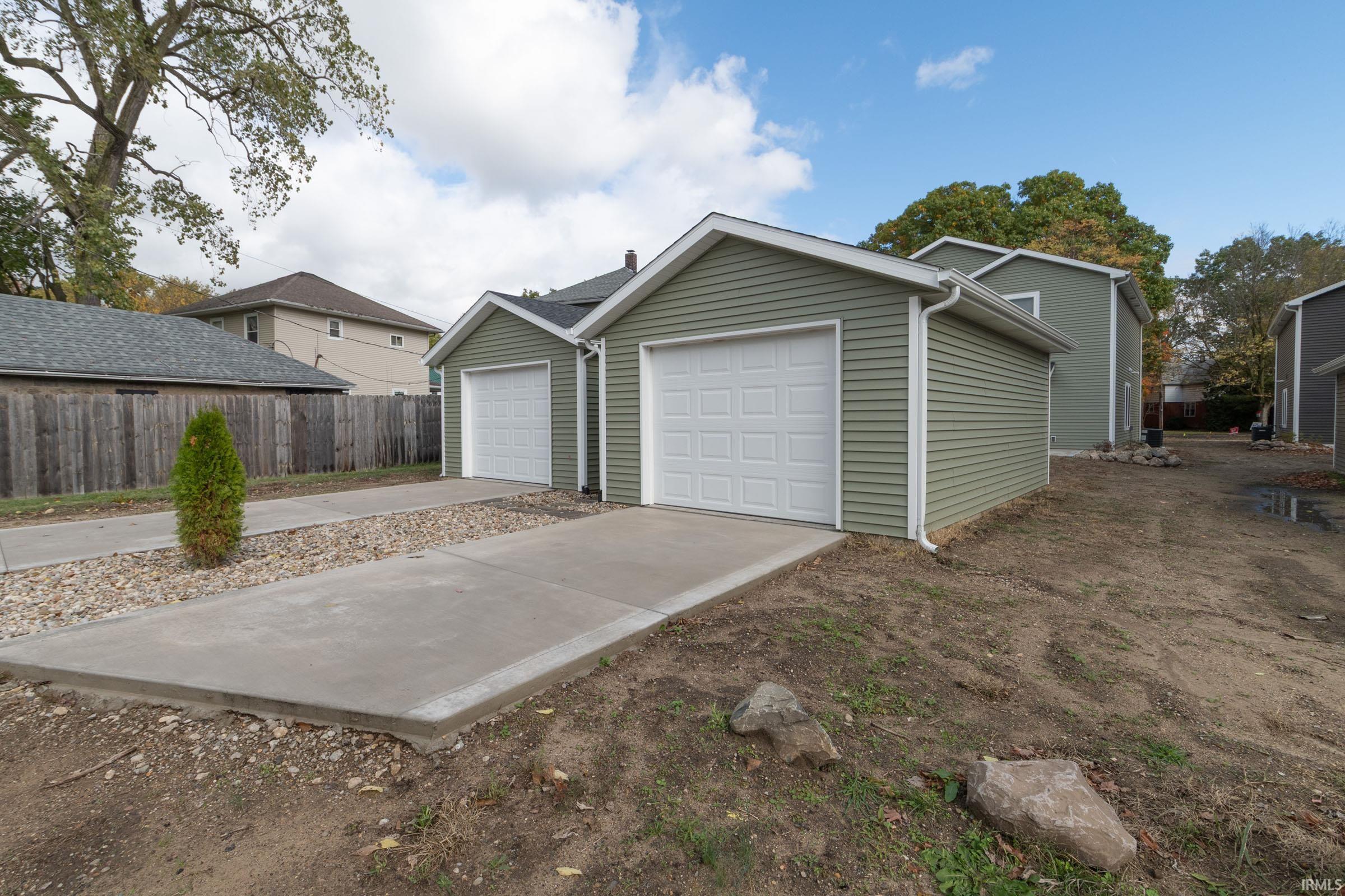 1119 Edwardsburg Avenue Elkhart IN 46514