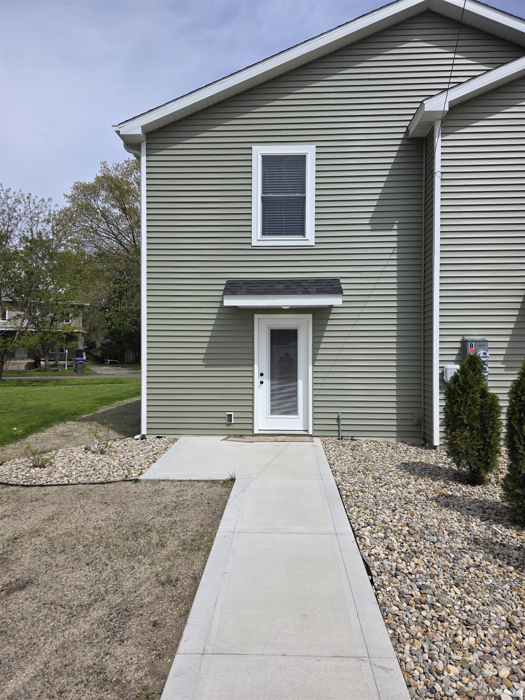 1119 Edwardsburg Avenue Elkhart IN 46514