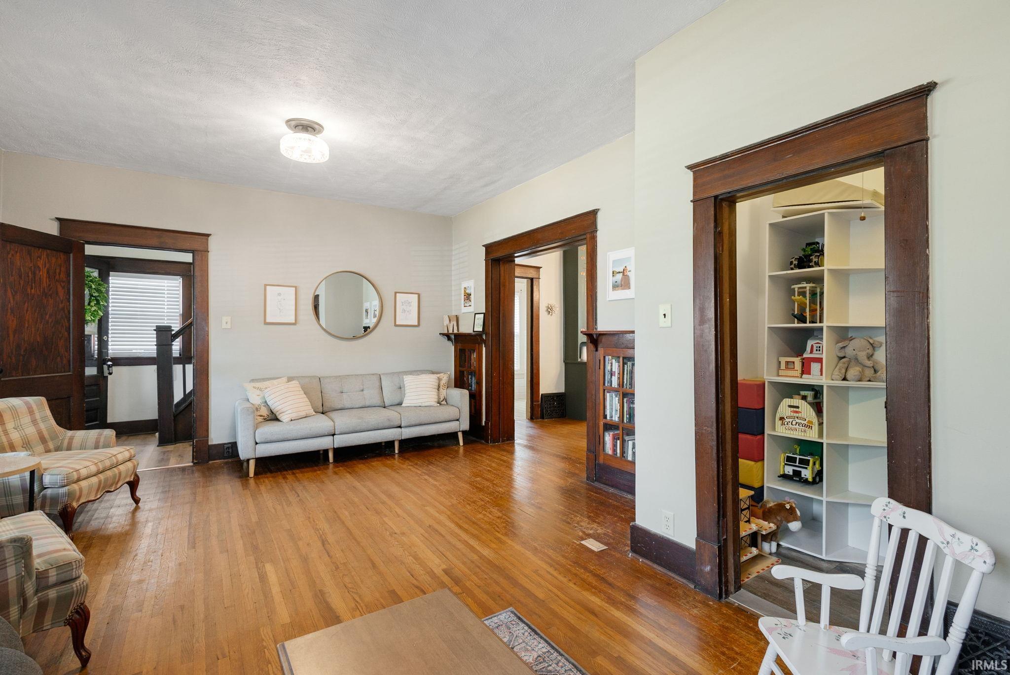 224 E Grove Street Mishawaka IN 46545
