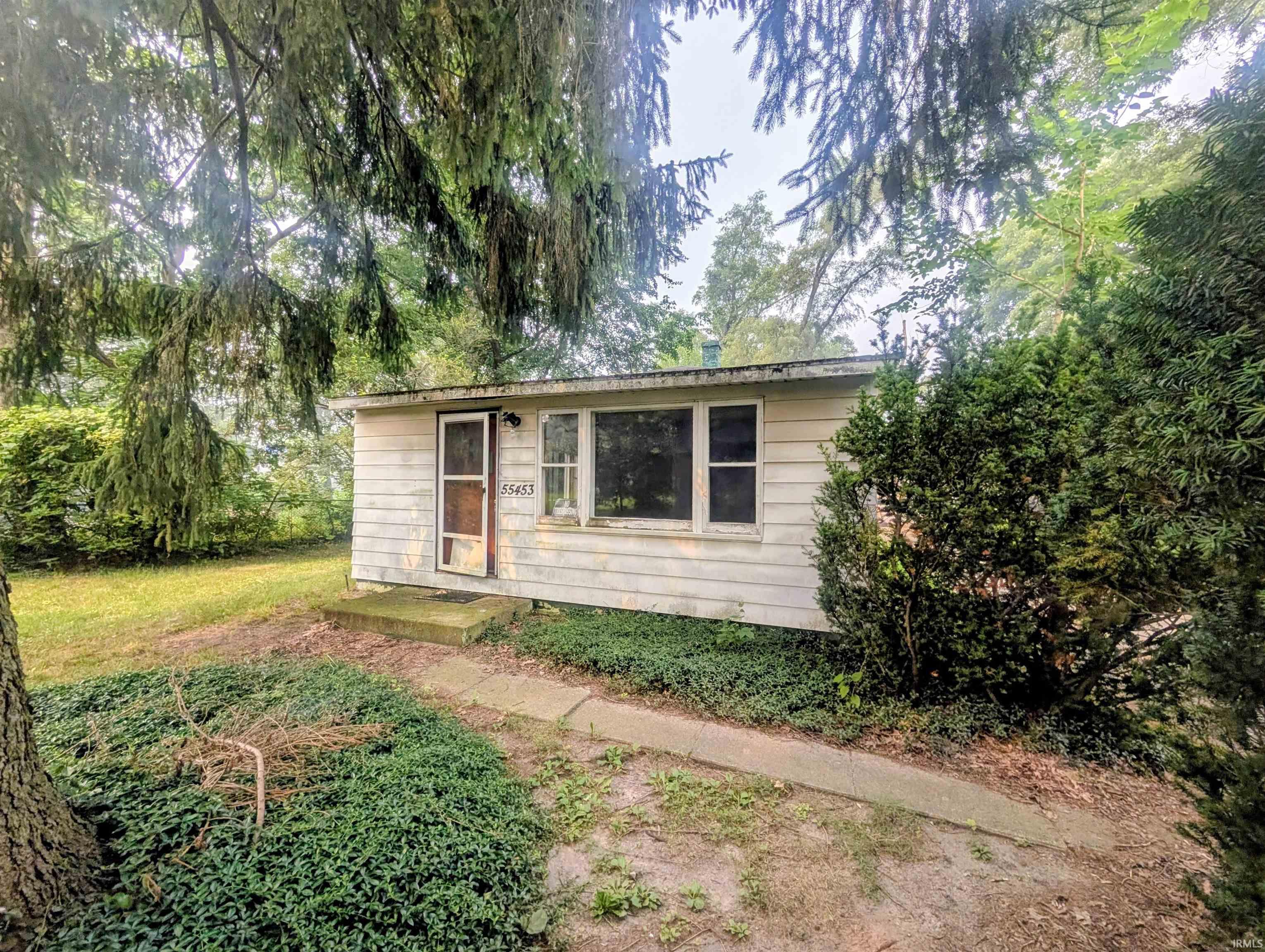 55453 Glenn Road South Bend IN 46628