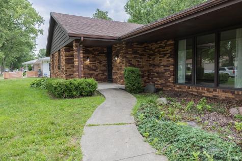 3213 W Twickingham Drive Muncie IN 47304