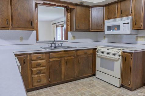 3213 W Twickingham Drive Muncie IN 47304