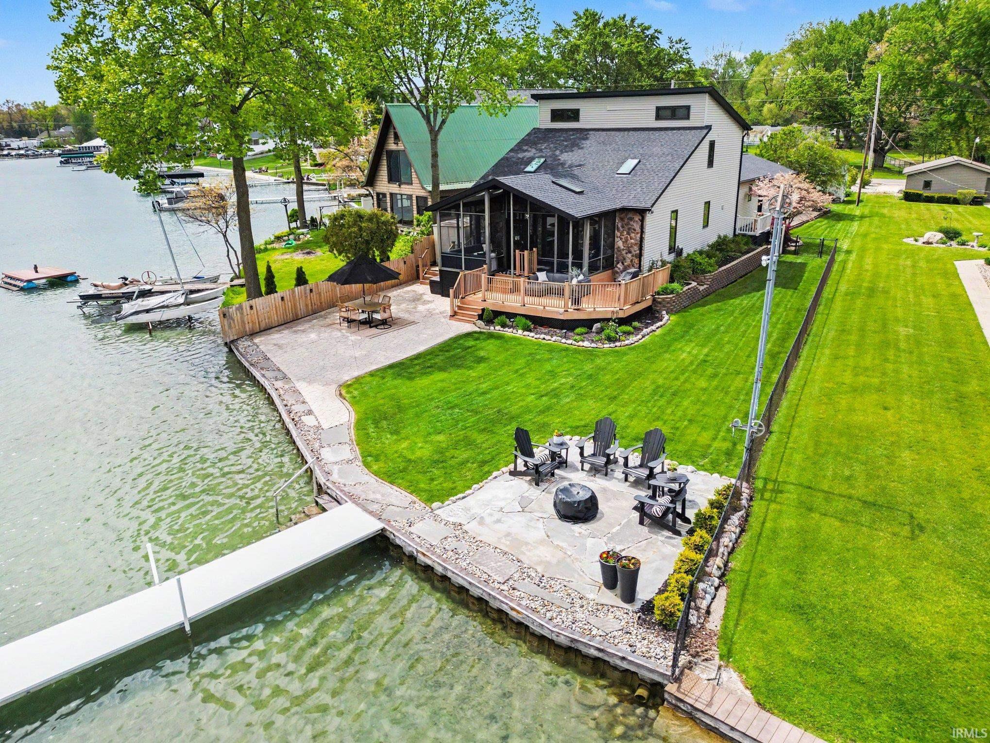 51236 North Shore Drive Elkhart IN 46514
