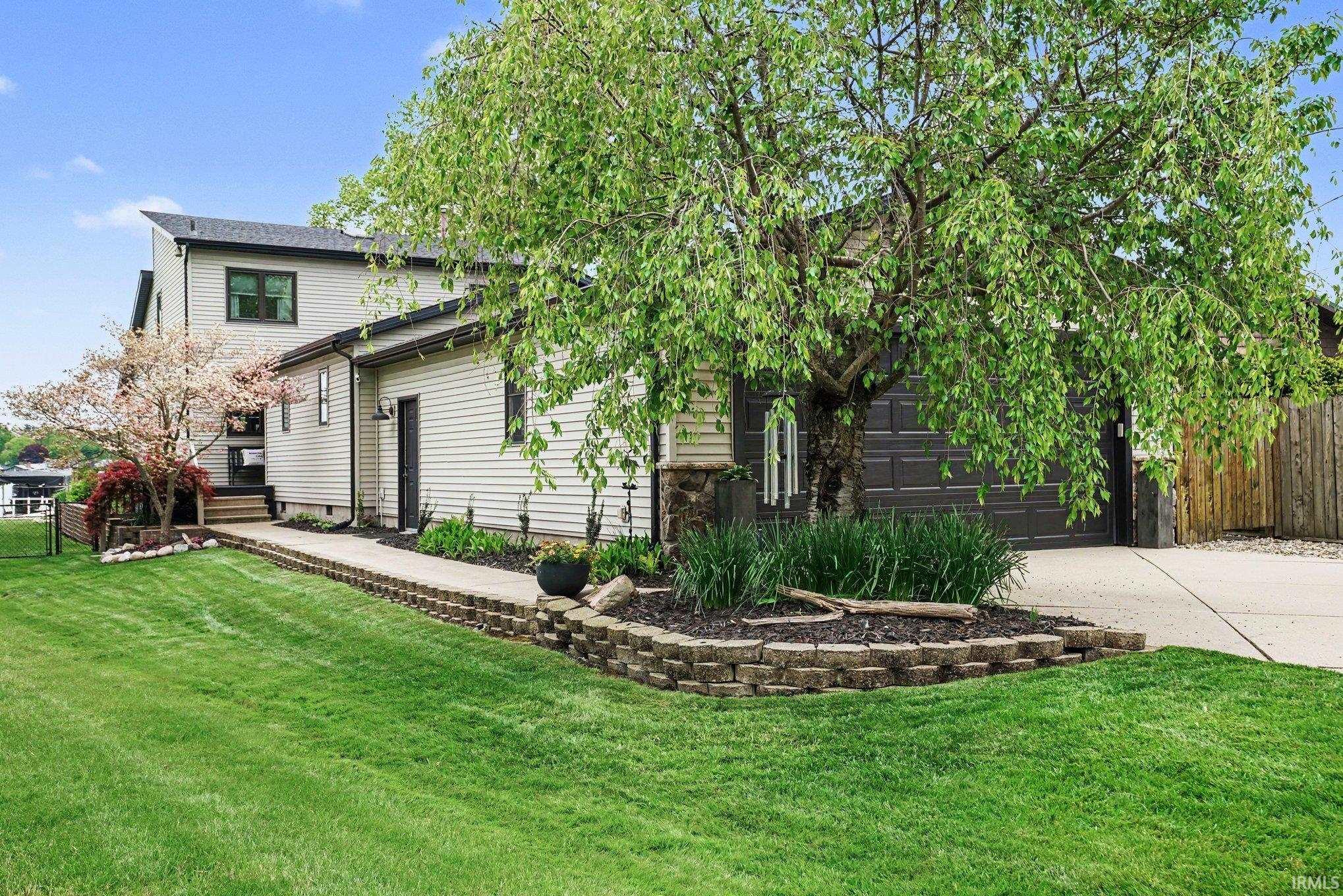 51236 North Shore Drive Elkhart IN 46514