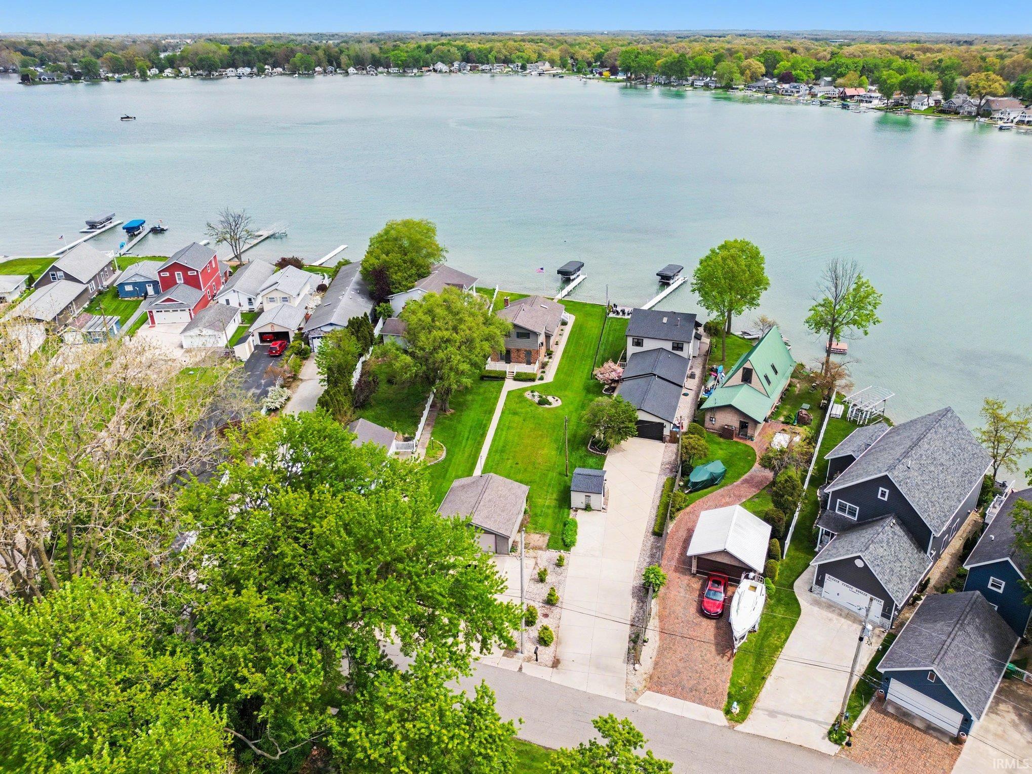 51236 North Shore Drive Elkhart IN 46514