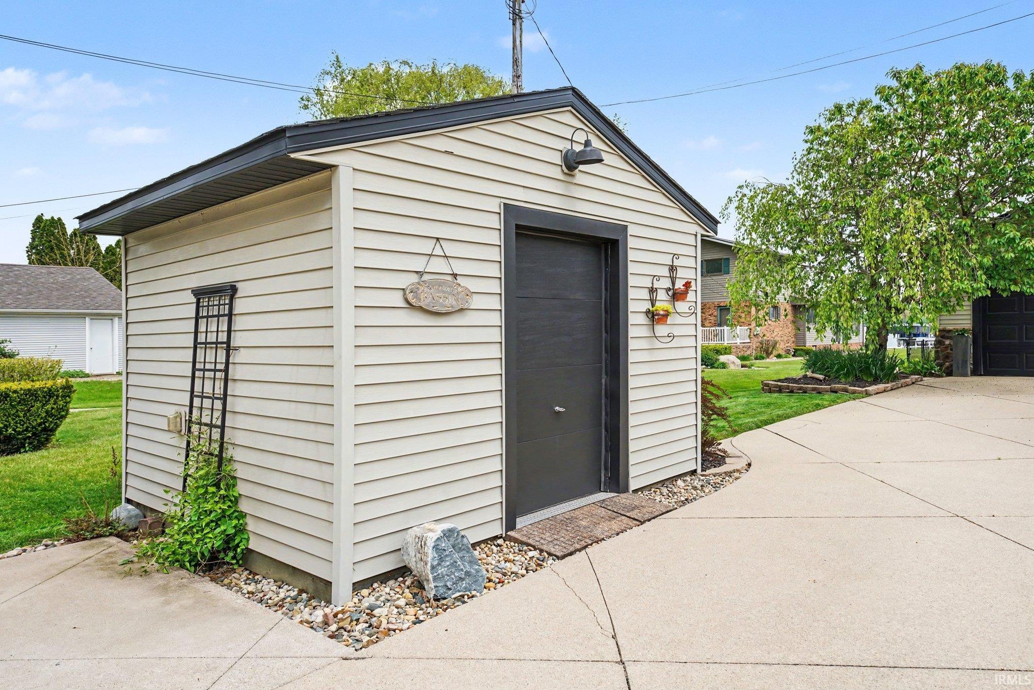 51236 North Shore Drive Elkhart IN 46514