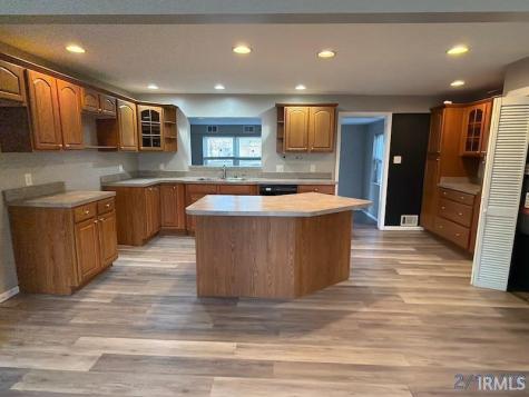 7601 Eichele Drive Evansville IN 47712
