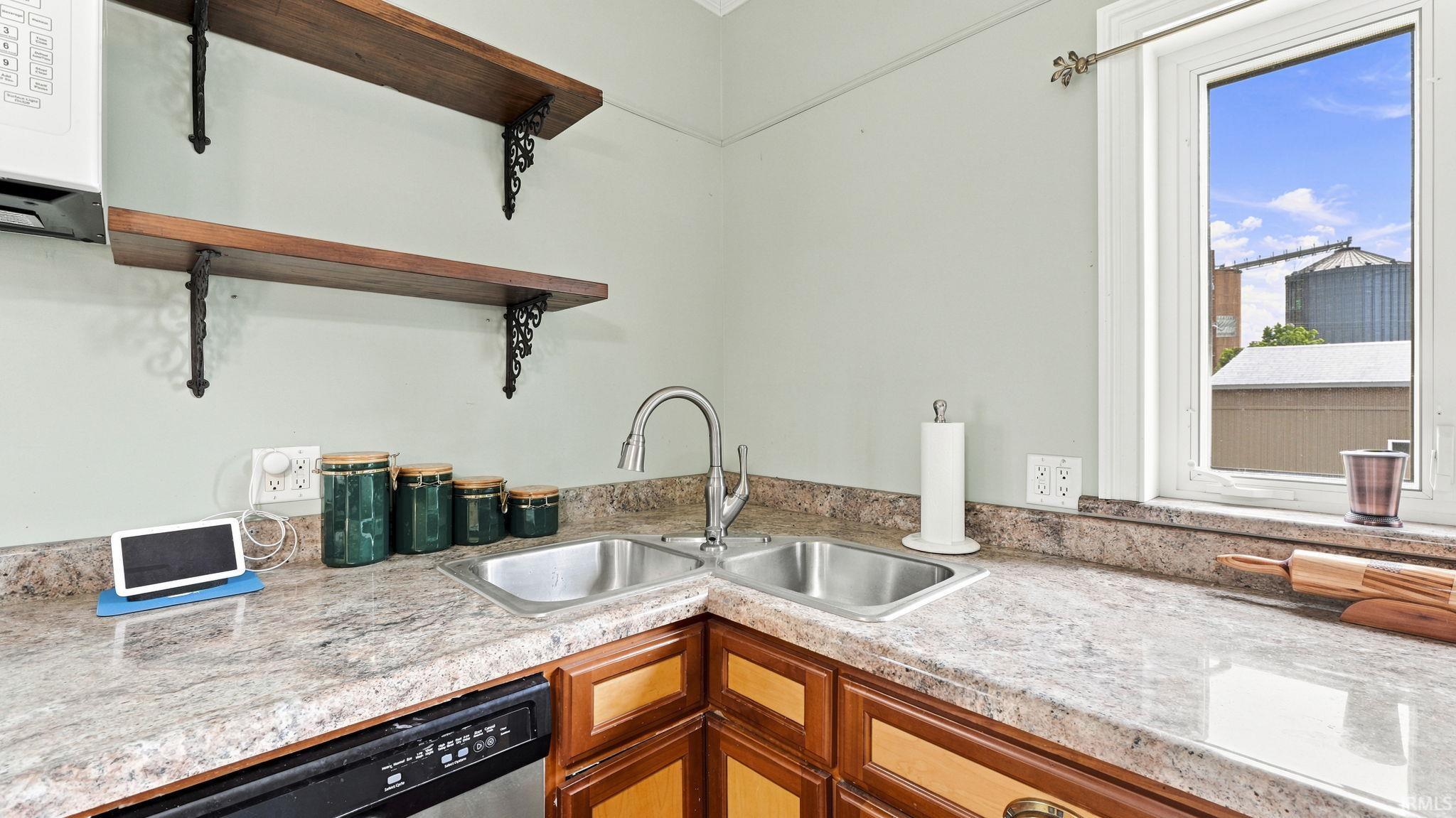 221 S Poplar Street Lagrange IN 46761