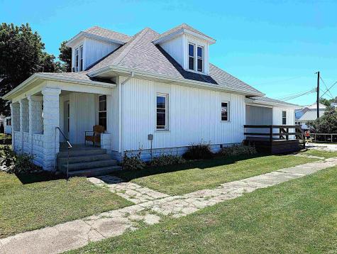 202 S Burke Street Wolcott IN 47995