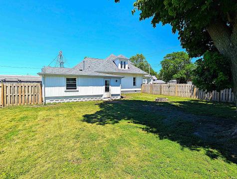 202 S Burke Street Wolcott IN 47995