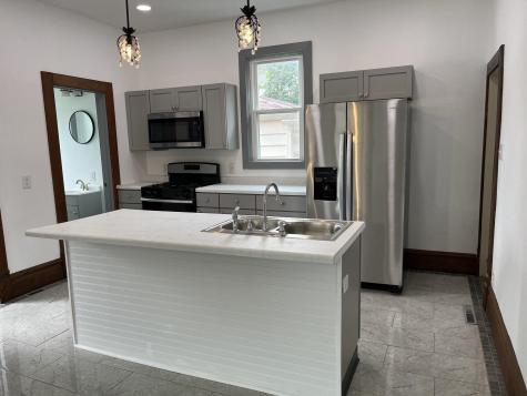 37 W Taylor Street Huntington IN 46750