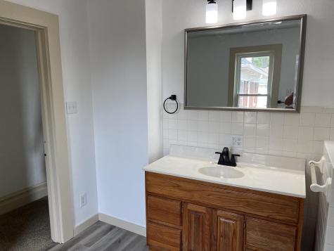 37 W Taylor Street Huntington IN 46750