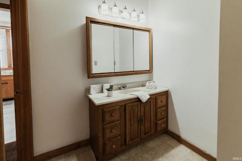 716 Waggoner Avenue Evansville IN 47713