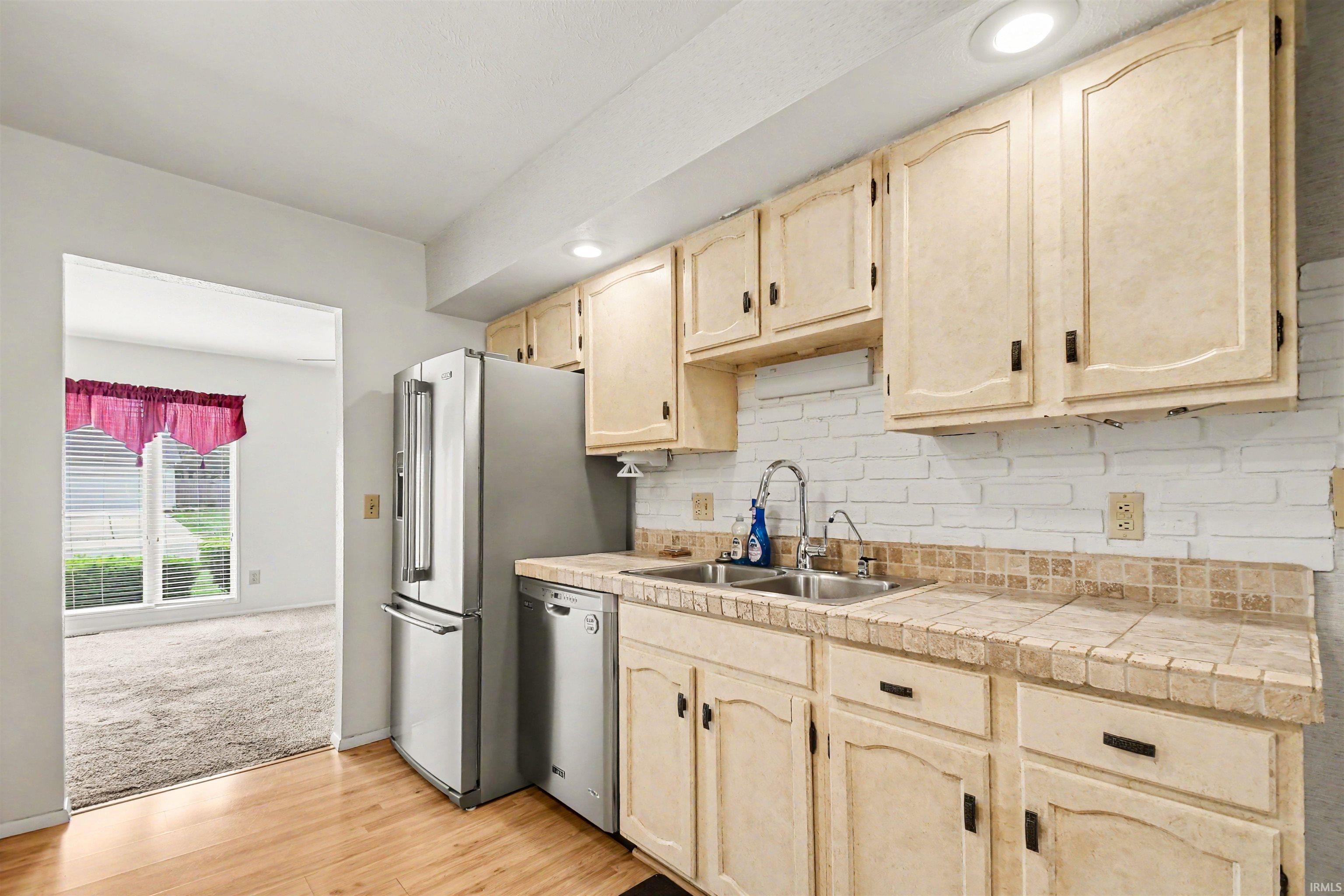 5601 Cape Cod Lane South Bend IN 46614