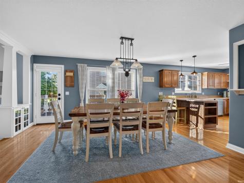 1927 Klehm Court Fort Wayne IN 46814