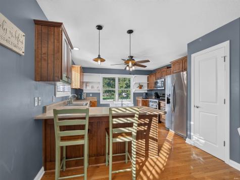 1927 Klehm Court Fort Wayne IN 46814