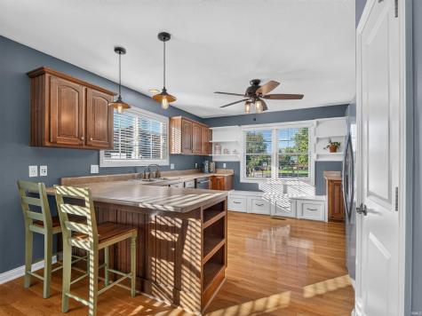 1927 Klehm Court Fort Wayne IN 46814
