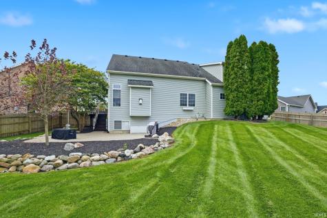 1927 Klehm Court Fort Wayne IN 46814