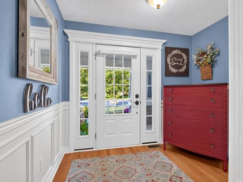 1927 Klehm Court Fort Wayne IN 46814