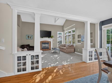 1927 Klehm Court Fort Wayne IN 46814
