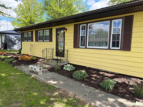 125 Bittersweet Lane Geneva IN 46740