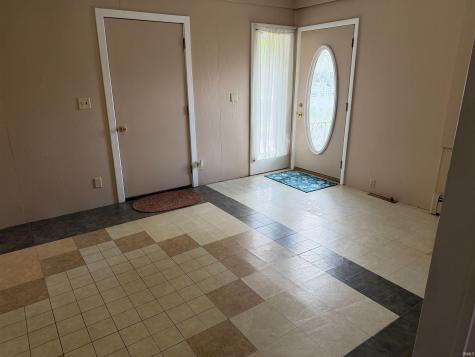 125 Bittersweet Lane Geneva IN 46740