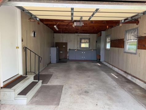125 Bittersweet Lane Geneva IN 46740
