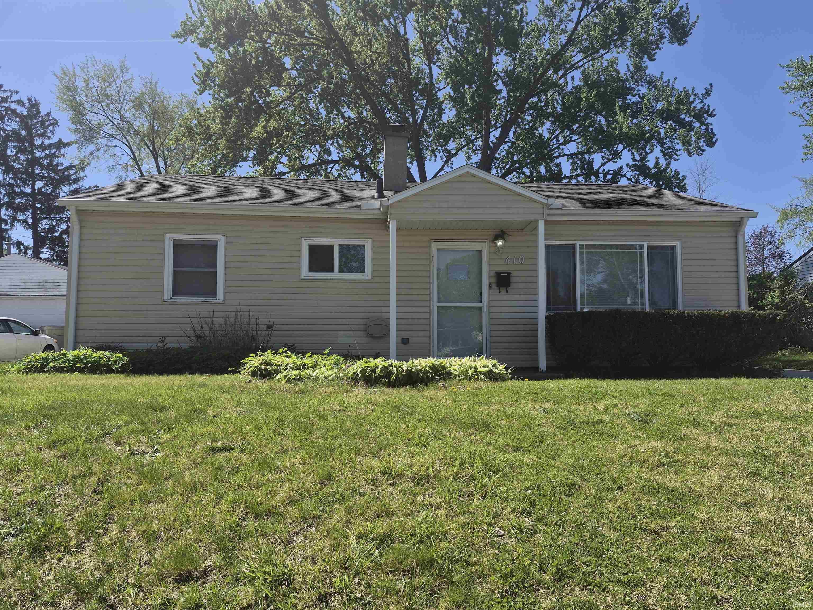 410 Barbie Street South Bend IN 46614