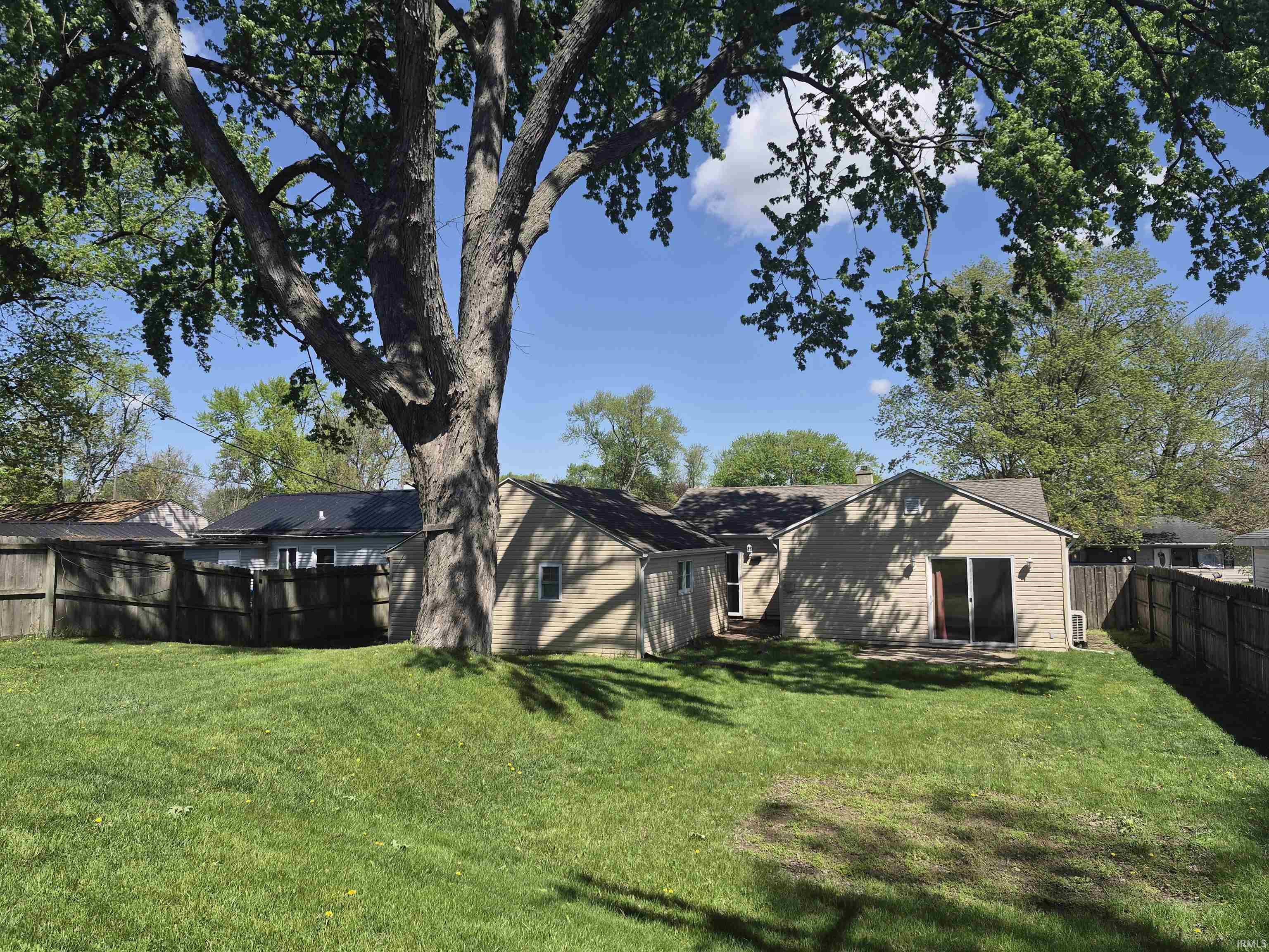 410 Barbie Street South Bend IN 46614
