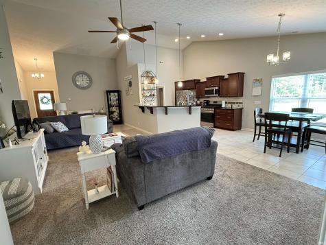 4571 E Jennings Loop Monticello IN 47960