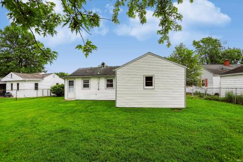 913 N Oxford Drive Marion IN 46952