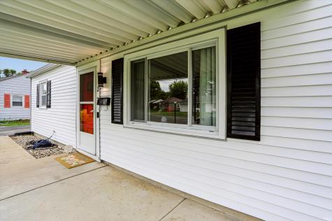 913 N Oxford Drive Marion IN 46952