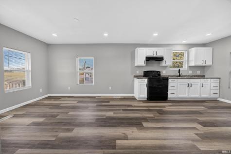 914 W Divison Road Jasper IN 47546
