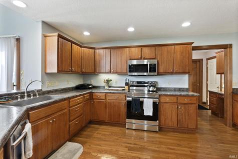 8303 Norwood Court Fort Wayne IN 46835