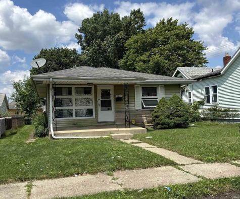 2617 Poland Street South Bend IN 46619