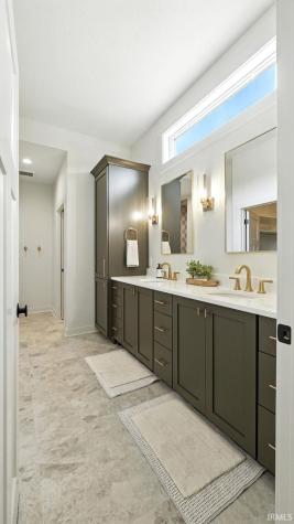 9836 Gala Cove Fort Wayne IN 46835