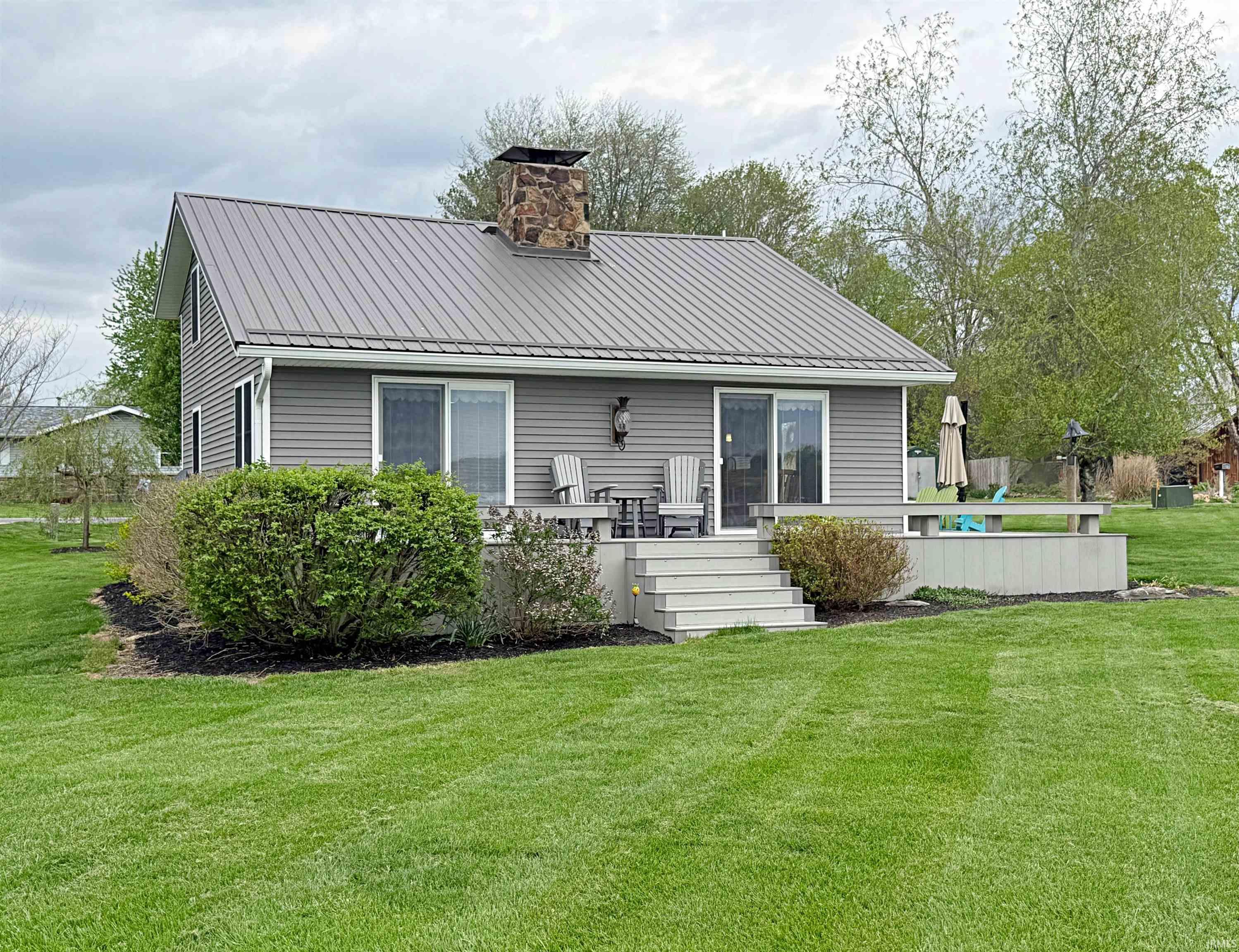 12335 Scenic Circle Loogootee IN 47553