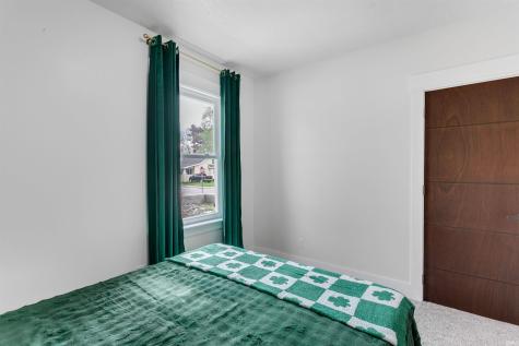 1229 Miner Street South Bend IN 46617