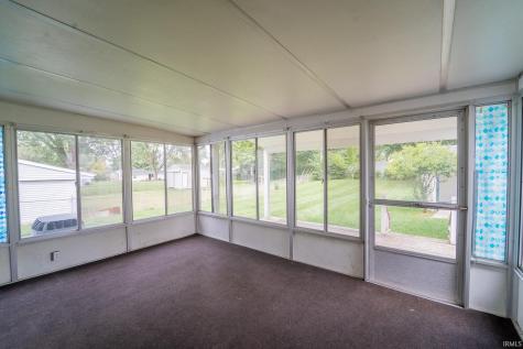 2504 Westside Drive Warsaw IN 46580